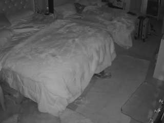 voyeurcam-house-charleys-room