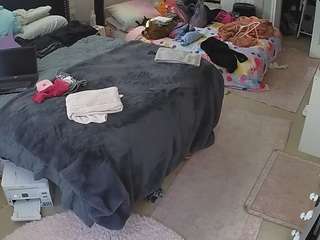 voyeurcam-house-charleys-room