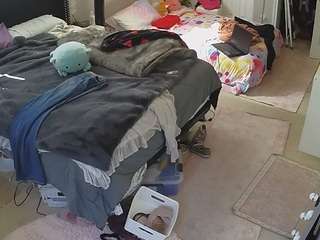 voyeurcam-house-charleys-room webcam