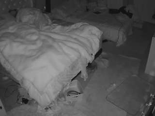 voyeurcam-house-charleys-room webcam