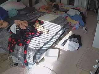 voyeurcam-house-charleys-room