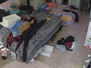 voyeurcam-house-charleys-room