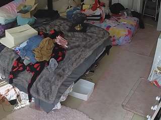 voyeurcam-house-charleys-room