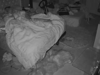 voyeurcam-house-charleys-room