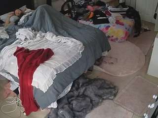 voyeurcam-house-charleys-room camsoda