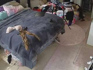voyeurcam-house-charleys-room camsoda
