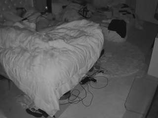 voyeurcam-house-charleys-room
