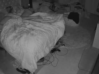 voyeurcam-house-charleys-room