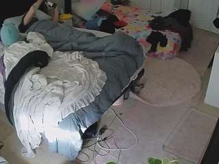 voyeurcam-house-charleys-room