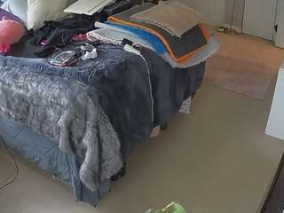 voyeurcam-house-charleys-room webcam