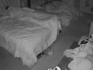 voyeurcam-house-charleys-room webcam