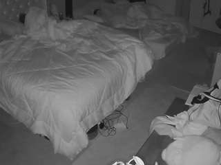 voyeurcam-house-charleys-room webcam