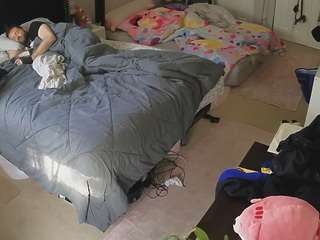 voyeurcam-house-charleys-room