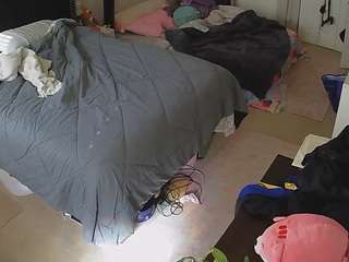 voyeurcam-house-charleys-room webcam