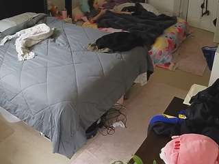 voyeurcam-house-charleys-room webcam