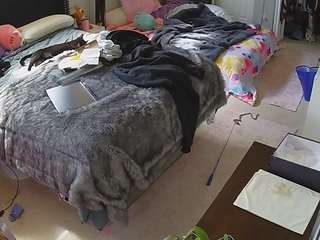 voyeurcam-house-charleys-room webcam