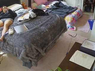 voyeurcam-house-charleys-room webcam