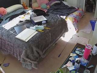 voyeurcam-house-charleys-room webcam