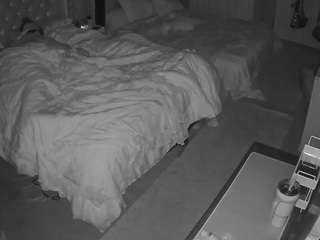 voyeurcam-house-charleys-room webcam model