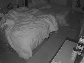 voyeurcam-house-charleys-room