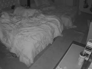 voyeurcam-house-charleys-room webcam