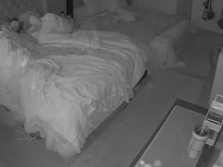 voyeurcam-house-charleys-room