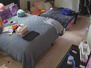 voyeurcam-house-charleys-room webcam