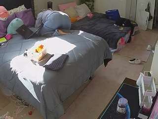 voyeurcam-house-charleys-room webcam model