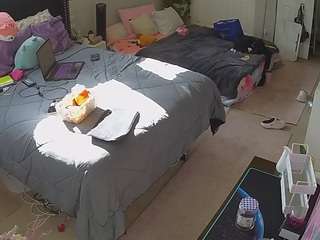 voyeurcam-house-charleys-room webcam