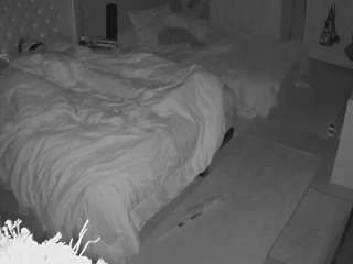 voyeurcam-house-charleys-room