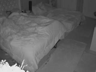 voyeurcam-house-charleys-room