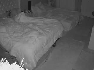 voyeurcam-house-charleys-room