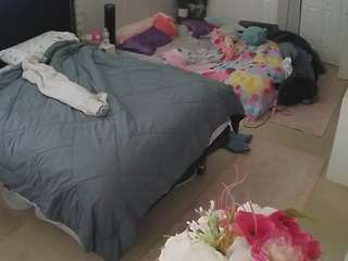 voyeurcam-house-charleys-room webcam