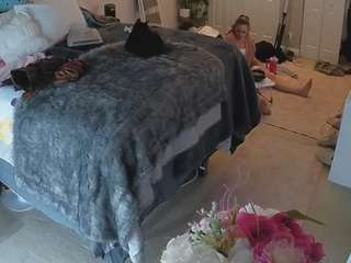 voyeurcam-house-... Live Webcam on CamSoda