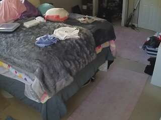 Image 1 of voyeurcam-house-charleys-room, female webcam model,  years old, on live webcam