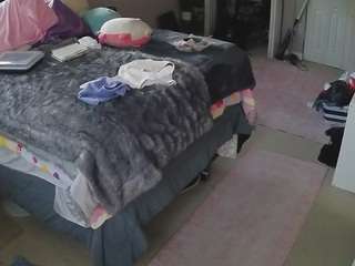 voyeurcam-house-charleys-room, female webcam model,  years old, on live webcam