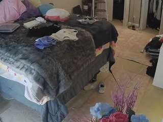 voyeurcam-house-charleys-room webcam