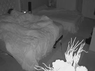 voyeurcam-house-charleys-room
