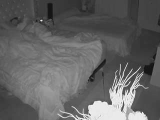 voyeurcam-house-charleys-room
