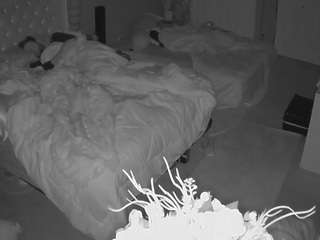 voyeurcam-house-charleys-room webcam