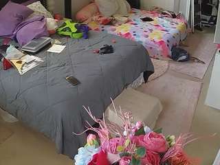 voyeurcam-house-charleys-room webcam