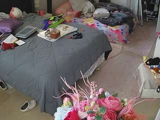 voyeurcam-house-charleys-room webcam