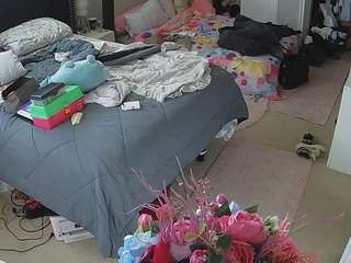 voyeurcam-house-charleys-room webcam