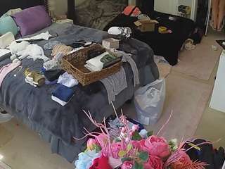 voyeurcam-house-charleys-room