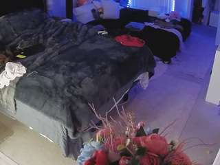 voyeurcam-house-charleys-room