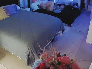 voyeurcam-house-charleys-room webcam model