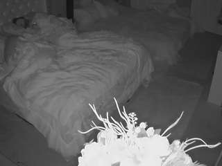 voyeurcam-house-charleys-room