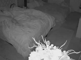 voyeurcam-house-charleys-room