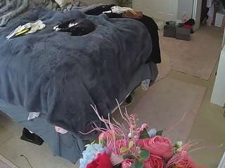 voyeurcam-house-charleys-room webcam
