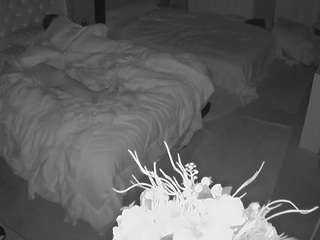 voyeurcam-house-charleys-room